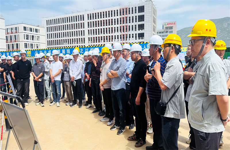 2025年4月17日，由莆田市涵江区住房和城乡建设局主办、PG三建承办的钢筋安装工程质量防控现场交流会在联东U谷·涵江海峡智造产业谷一期成功召开。